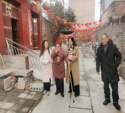 瑟瑟冬日 暖暖溫情——公司黨委、工會開展“送溫暖、送祝福”活動